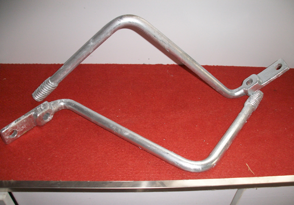 Z-shaped steel legs
